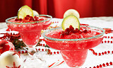 Slik lager du margarita - vanlig eller frozen - og med smak av granateple