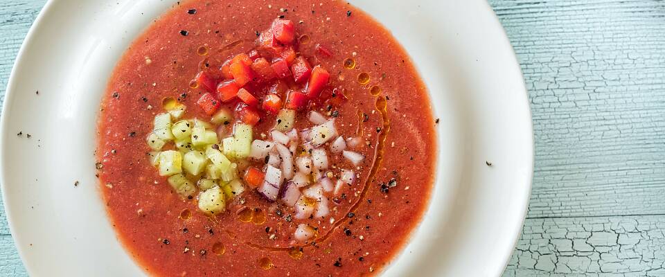Kjøl deg ned med forfriskende gazpacho