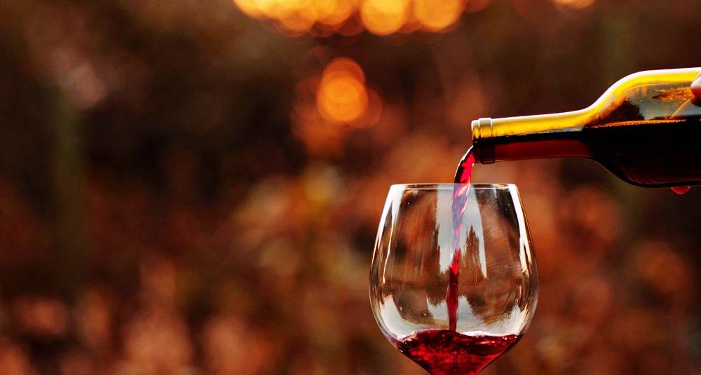 Smak en eksklusiv Barolo i dobbel-magnum, i tillegg til 10 andre lekre viner fra Piemonte