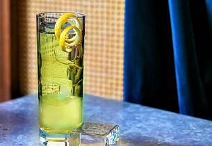Du kan fint lage en drink med to ingredienser. Denne gir maks uttelling