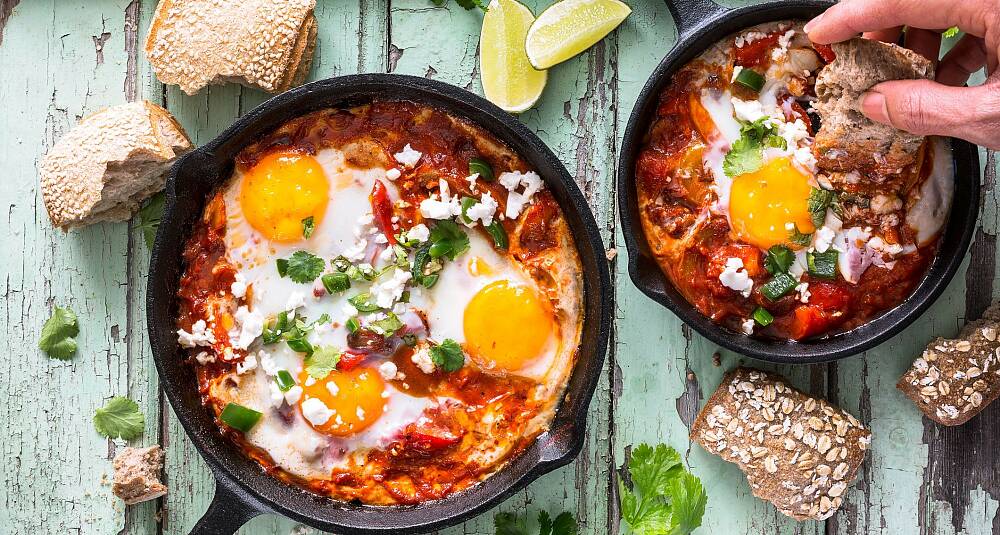 Huevos rancheros - meksikanske bakte egg i tomatsaus