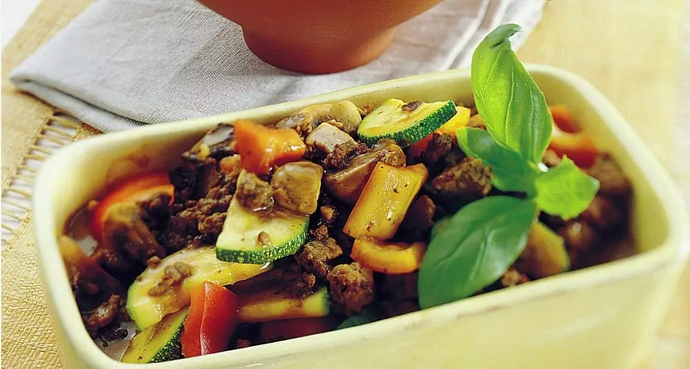 Gryte med sopp og squash
