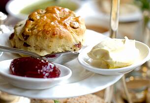 Clotted cream til scones og afternoon tea