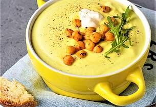 Kremet karrisuppe med kokosmelk