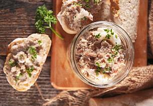 Kalkunrillette med kalkunleverfyll