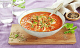 By på en fyldig linsesuppe hvor du får brukt opp rester av julematen