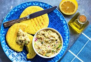 Skap litt gresk stemning med auberginesalat