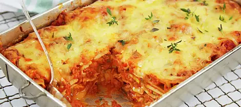 Denne lasagnen har både smaksfylde og kick - helt uten kjøtt