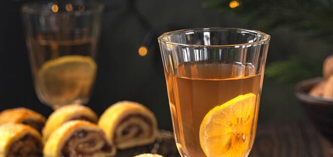 Eplewhisky med sitronte og honning drinkoppskrift