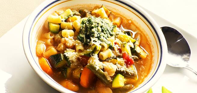 Minestrone med pesto