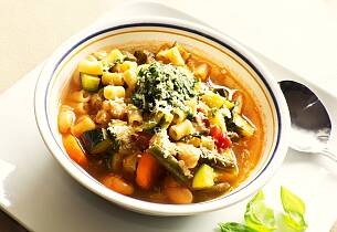 Minestrone med pesto