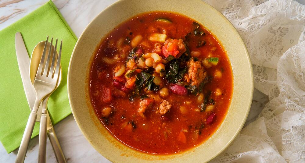 Suppe med grillet tomat og pasta (Minestrone con Pasta e Pomodori) (Italia)