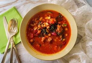 Suppe med grillet tomat og pasta (Minestrone con Pasta e Pomodori) (Italia)