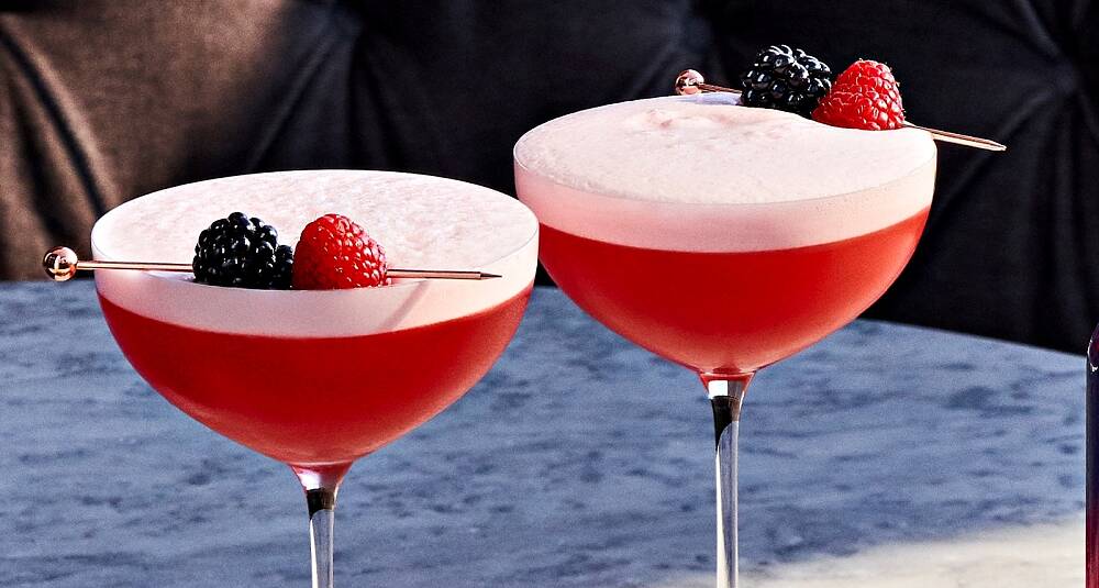 Bombay Bramble Clover Club drinkoppskrift