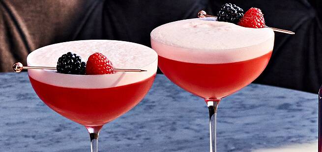 Bombay Bramble Clover Club drinkoppskrift