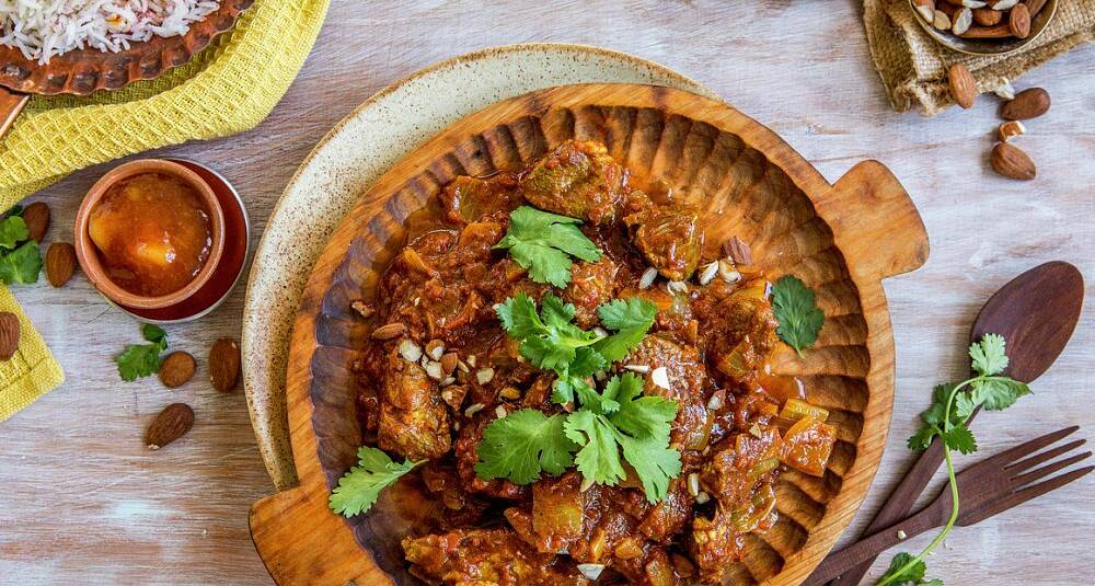 Indisk lammegryte med karripasta og kokosmelk