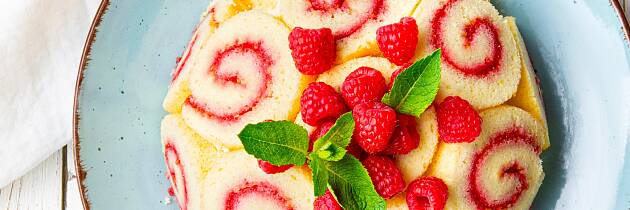 Har du rullekake til overs, tar det bare et øyeblikk å lage denne kaken.