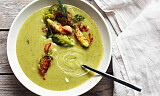En grønnsaksuppe som denne smaker godt også lunken