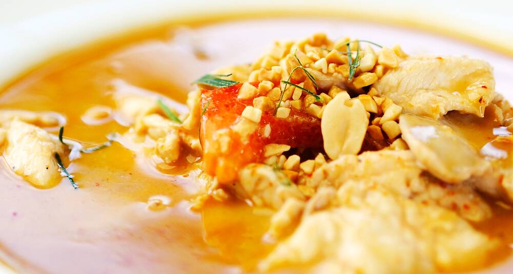 Kyllingfilet med kokos og peanøtter