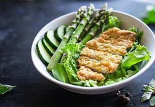 Kyllingsalat med asparges