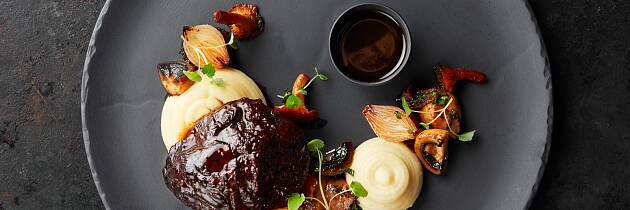 Lekre viner fra Bordeaux møter sesongens beste råvarer på Klosteret