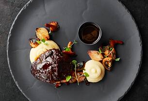 Lekre viner fra Bordeaux møter sesongens beste råvarer på Klosteret