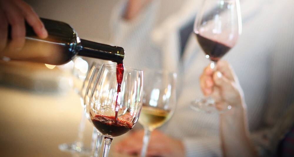 Lær å smake vin av en proff og bli en ekte hobbyekspert