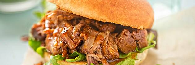 Slik lager du din egen pulled pork