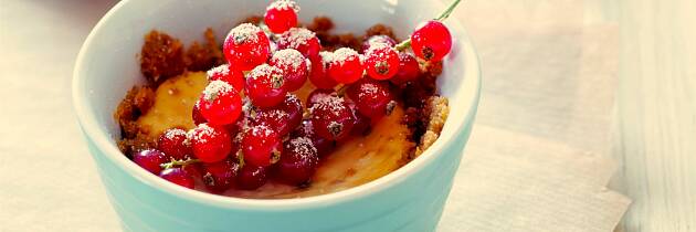 En porsjonspai med rips og hasselnøtter har alle plass til som dessert