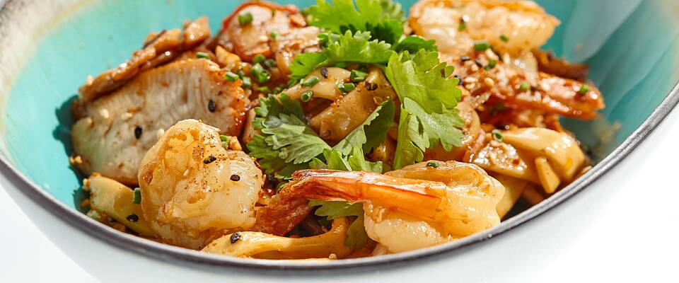 Gi kyllingmiddagen en indonesisk touch i dag