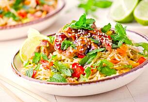 En nudelsalat som denne skaper thaistemning midtvinters