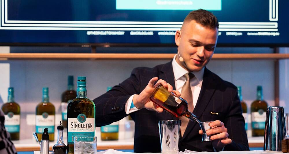 Adrián Michalčík er nå også Norges beste bartender