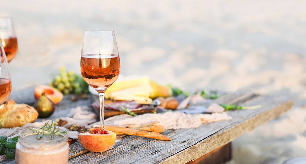 Smak sommerens beste roséviner med nydelig mat på Stock