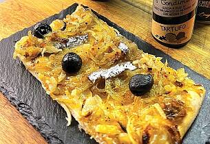 Pissaladiére med ansjos - løkpai fra Nice