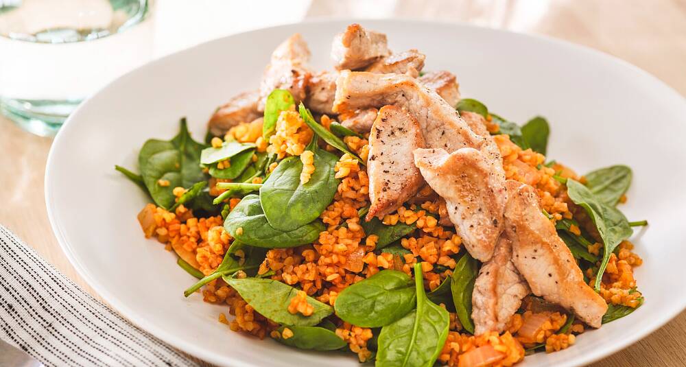 Varm bulgursalat med strimlet svinekjøtt II Varm bulgursalat med strimlet svinekjøtt II