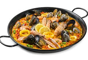 Paella med sjømat i wok