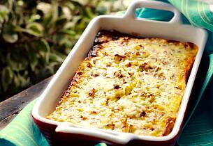 Rabarbra fra hagen blir til en herlig dessert på null tid