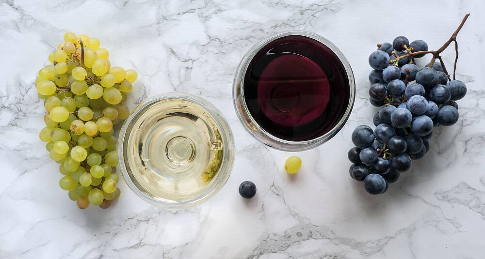 Nyt smaken av elegante viner fra Burgund og Limoux