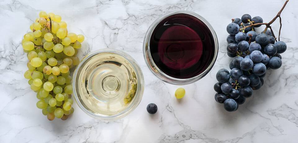 Nyt smaken av elegante viner fra Burgund og Limoux
