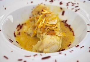 Bak fisken i ovnen og så får du appelsinsaus med på kjøpet