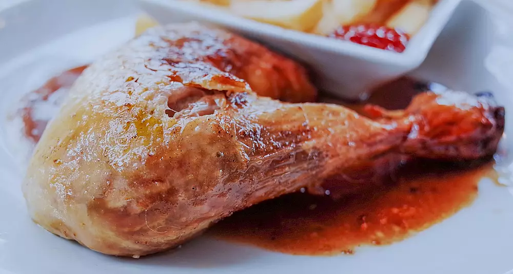 Rock'n Roll kylling med chilisaus og ovnsstekte poteter
