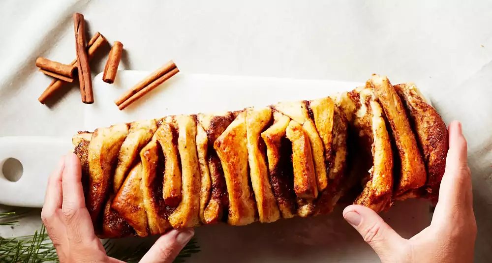 Bak pepperkakene som et brød - farlig godt og den perfekte førjulskos