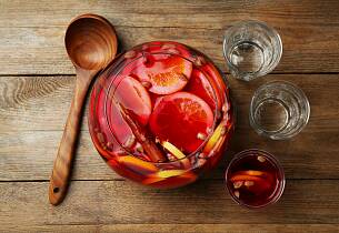 Bloody spiced planter's punch som bowle - drinkoppskrift