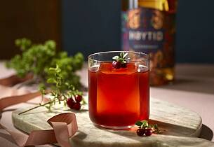 Jule Negroni som på Poppy - drinkoppskrift