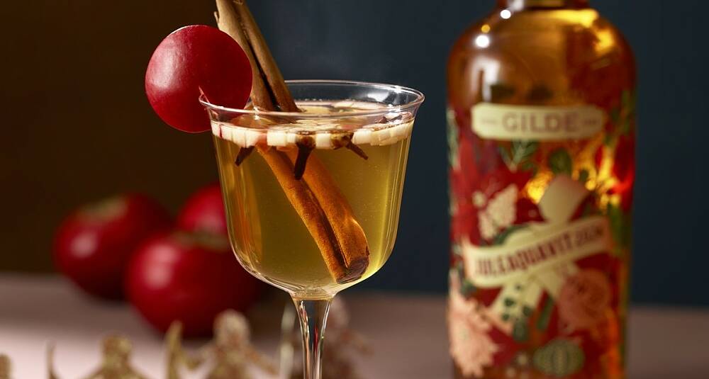 Hot Apple Cider som på Poppy  drinkoppskrift