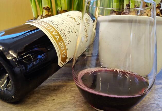 Gjør påskehandelen nå: Lagringsdyktig knallkjøp fra Rioja på et pol nær deg