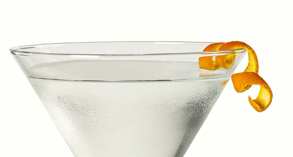 The Tuxedo cocktail drinkoppskrift med gin og sherry