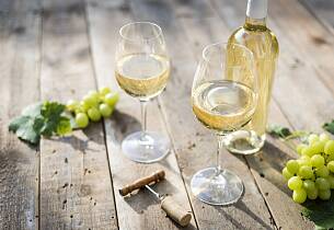 Smak unike viner sammen med vinmakeren
