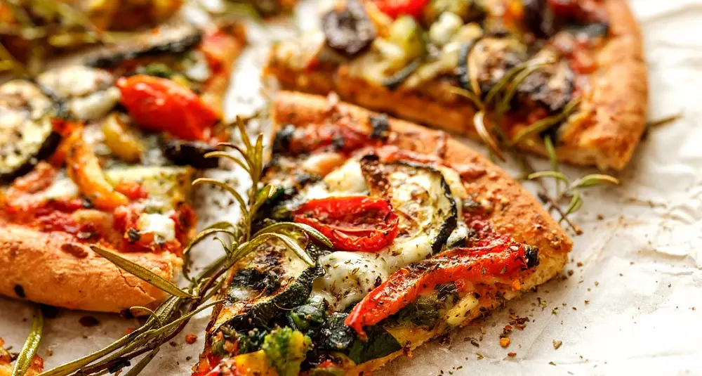 Hjemmelaget grønnsakpizza