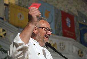 Dobbel ærespris og 30 års jubileum for Bent Stiansen